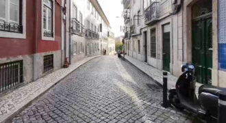 Apartamento T3 à venda na Rua da Oliveira ao Carmo, 2